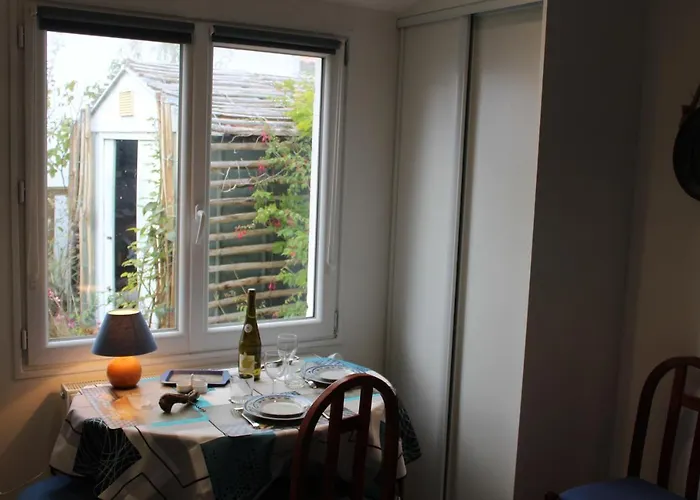 Petit Cypres Du Bois 펜션 *